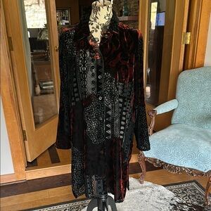 Coldwater Creek Velvet Burnout Tunic Top Sz L
